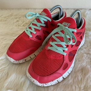 Pre-Owned Nike WMNS Free Run 2